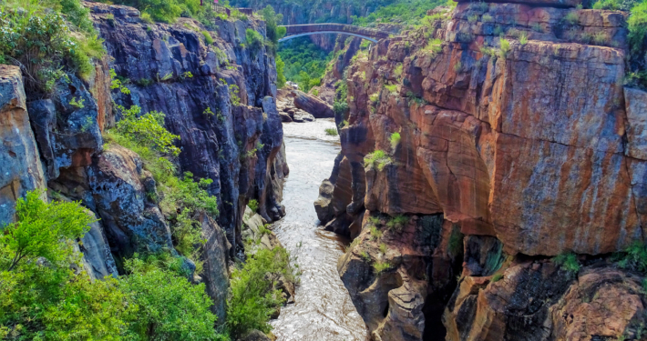 Bourkes Luck Potholes